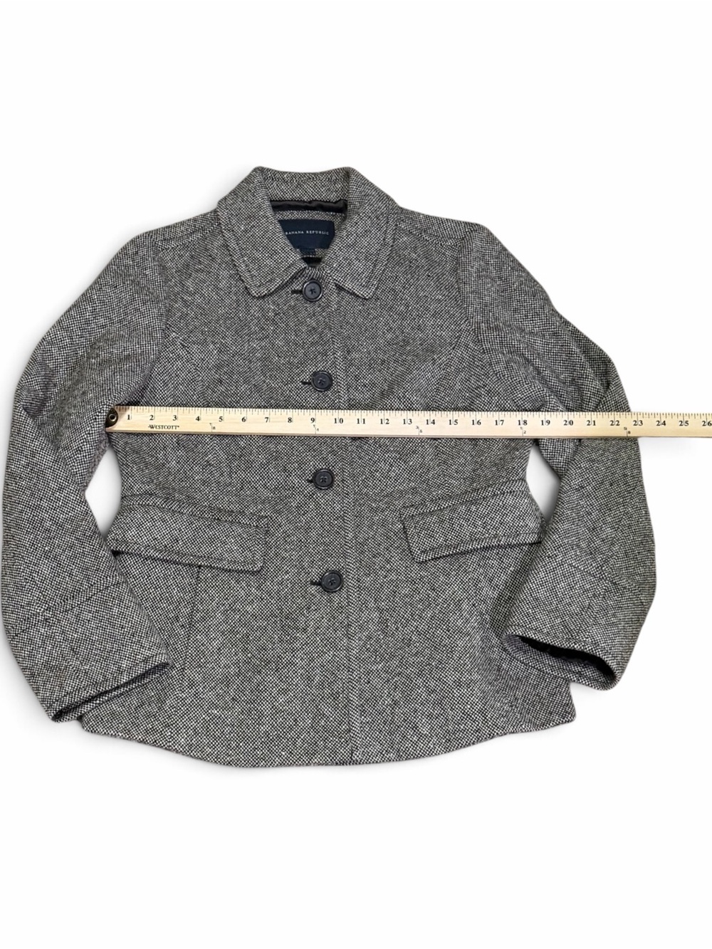 Banana Republic Grey Tweed Wool Blend Short Dark Academia Blazer Size Medium - Picture 6 of 10